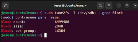 Imatge amb els valors de la comanda tune2fs